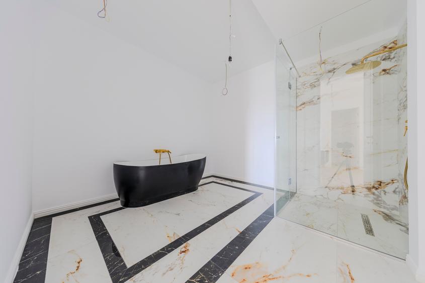 Duplex cu 6 camere cu Canalizare în Timpuri Noi