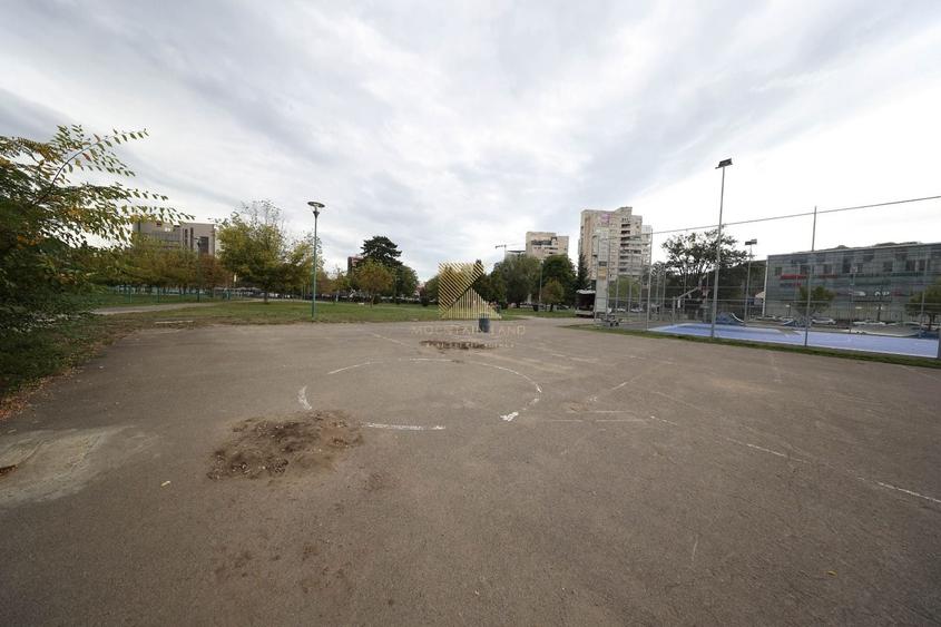 Teren Construcții intravilan de 420 mp, în Centrul Civic