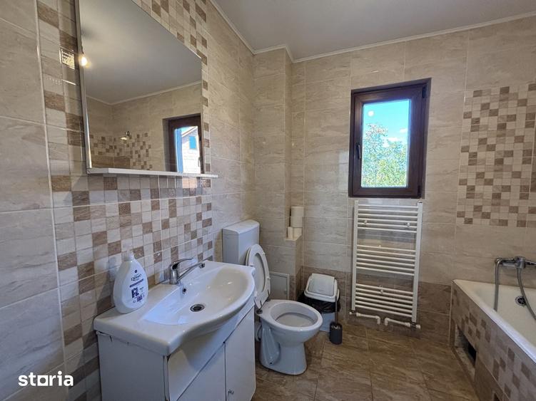 Casă cu Teren 1100 Mp în Gilău