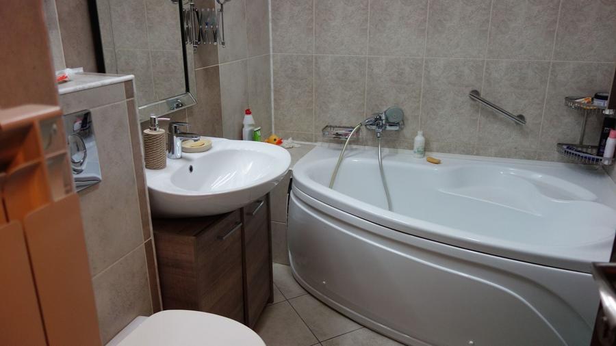 Apartament cu 2 camere decomandat în Vitan Mall
