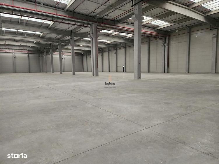 Spațiu comercial, de 1,800 mp, în Criș