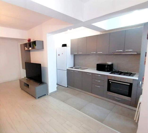 Apartament cu 2 camere decomandat în Theodor Pallady