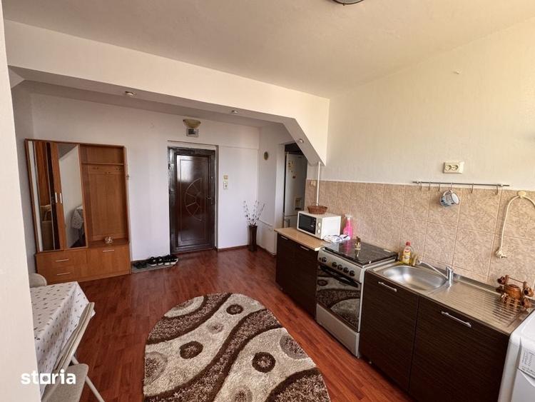 Apartament cu 2 camere decomandat în Aeroport