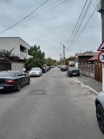 Casă cu 6 camere în Central