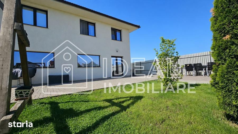 Casă cu 4 camere cu Teren 230 Mp în Central