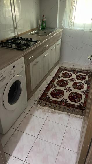 Apartament cu 2 camere semidecomandat în Boul Roșu