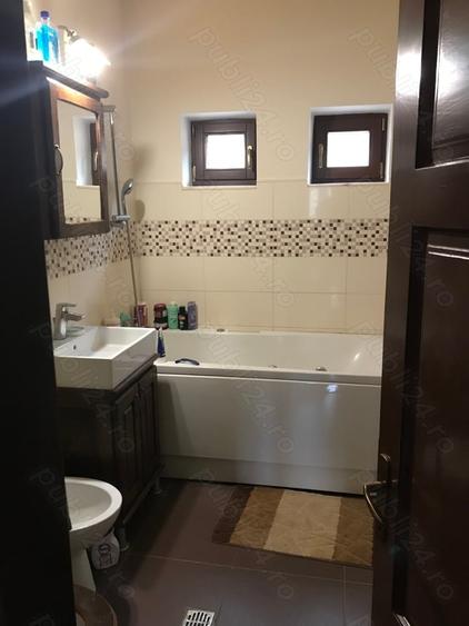 Casă cu 4 camere cu Teren 600 Mp în Călugareni