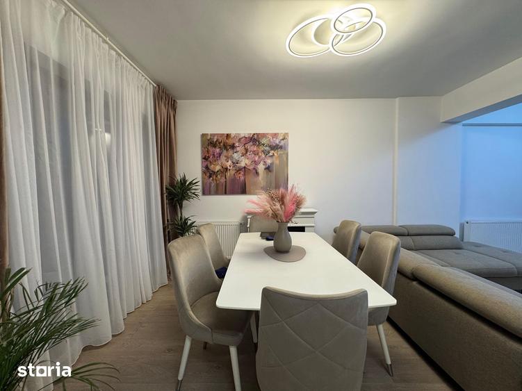 Apartament cu 3 camere semidecomandat în Sisești
