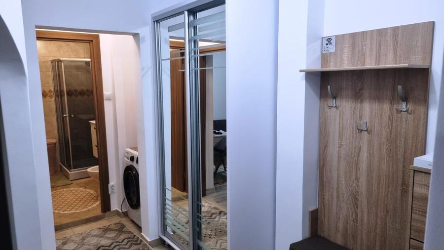 Apartament cu 2 camere decomandat, mobilat în Nicolina