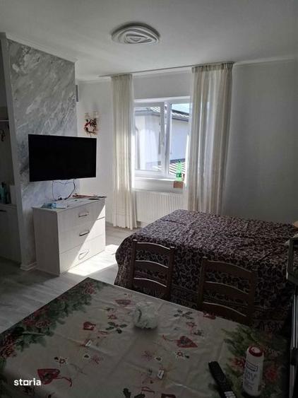 Vand Bloc 12 garsoniere + 2 apartamente zone Therme , Kaufland - 3
