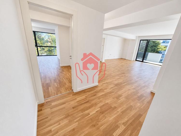 Apartament cu 3 camere semidecomandat în Iancu Nicolae