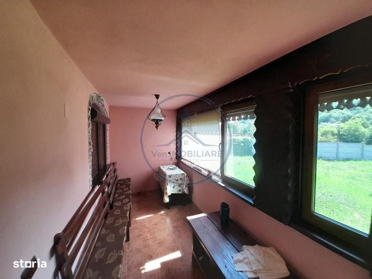 Casă cu 4 camere în Rusu Bârgăului