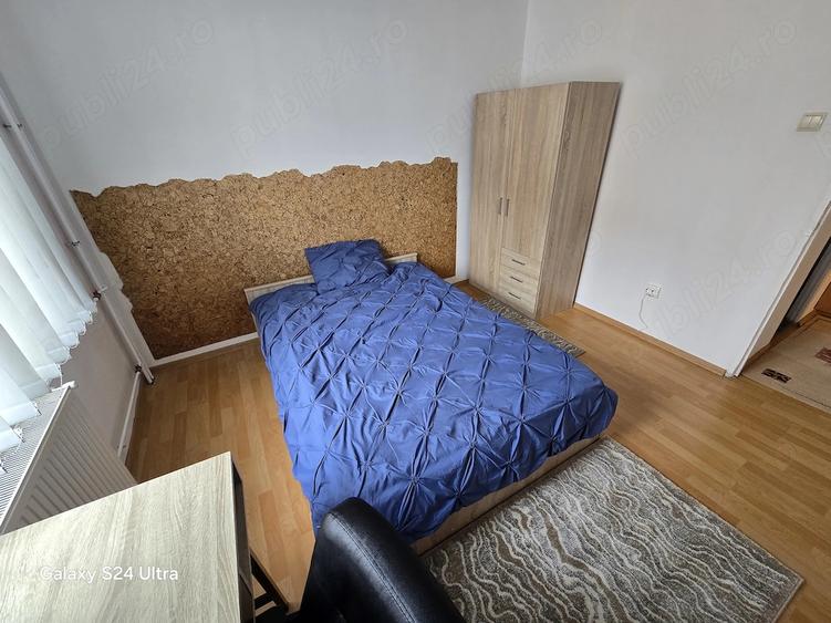 Apartament cu 4 camere în Decebal