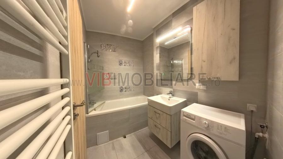 Apartament cu 2 camere semidecomandat, mobilat în Tractorul