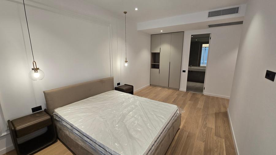 Apartament cu 3 camere decomandat în Herăstrău