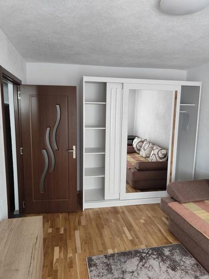 Garsonieră decomandată în Ludoș