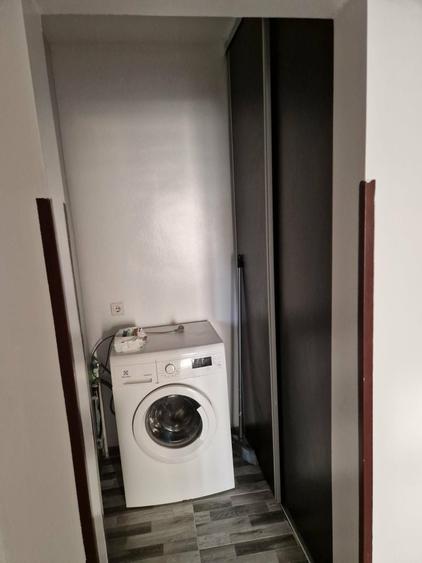 Apartament cu 2 camere decomandat în Exterior Vest