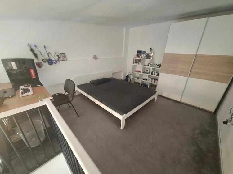 Apartament cu 4 camere nedecomandat în Central