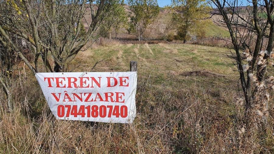 Teren de 2533 mp, în Săliște