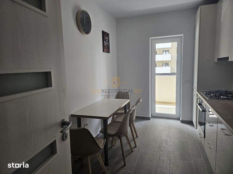 Apartament cu 2 camere decomandat, mobilat în Metalurgiei