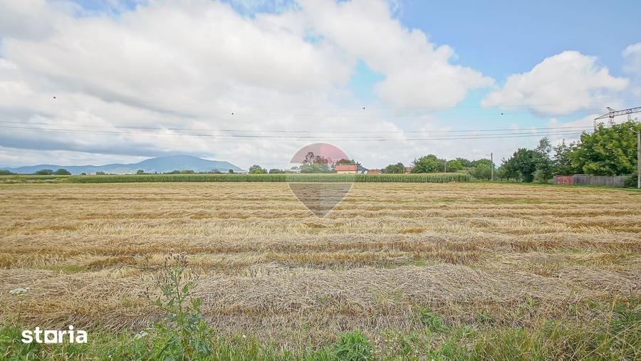 De vanzare teren 800 mp in Stupini locul viitoarei tale case - 1
