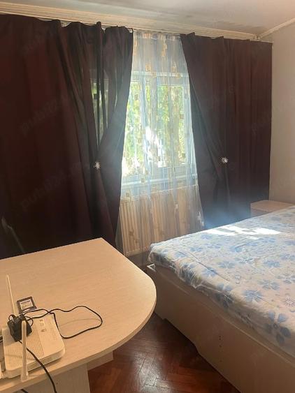 Apartament cu 3 camere decomandat în Arcu