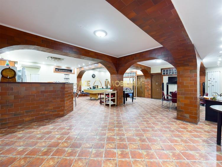 Casă individuală cu 14 camere cu Piscina în Bragadiru