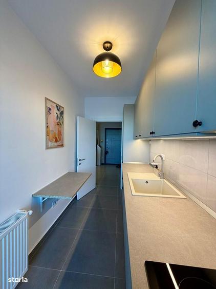 Apartament cu 2 camere semidecomandat, mobilat în Păcii
