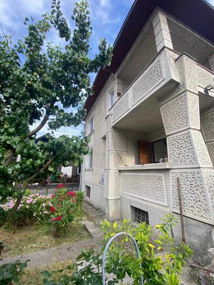 Casă cu 4 camere cu Teren 400 Mp în Ultracentral
