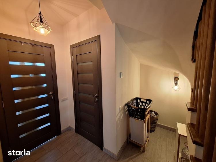 Casă cu 5 camere cu Teren 207 Mp în Apahida