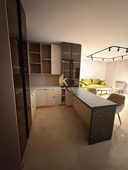 Apartament cu 4 camere decomandat în Iancu Nicolae