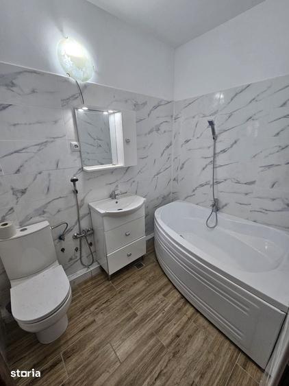 Casă cu 5 camere cu Teren 266 Mp în Europa