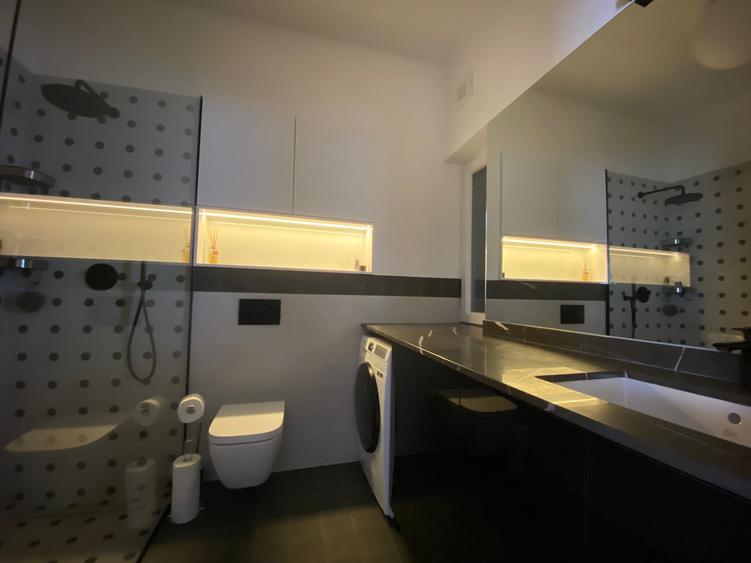 Apartament cu 2 camere semidecomandat, mobilat în Ultracentral