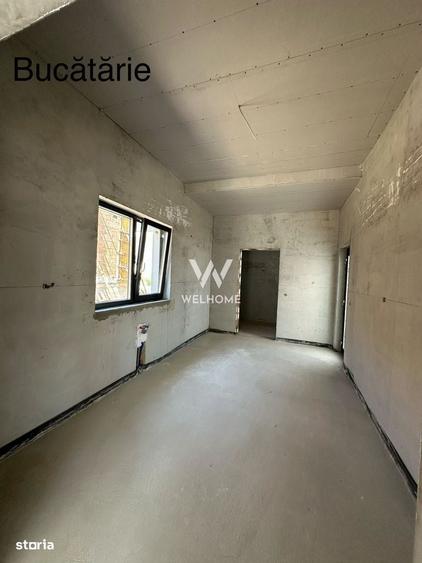 Casă cu 4 camere în Crinț