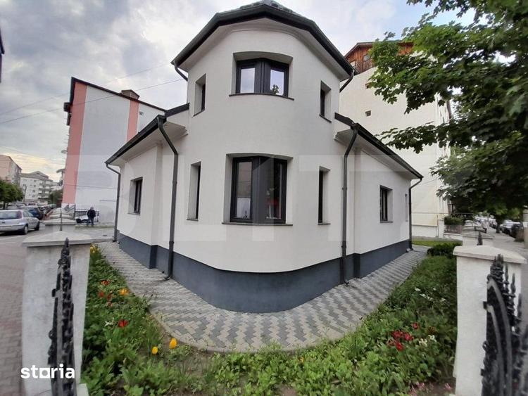 Casă cu 5 camere cu Teren 437 Mp în Independenței