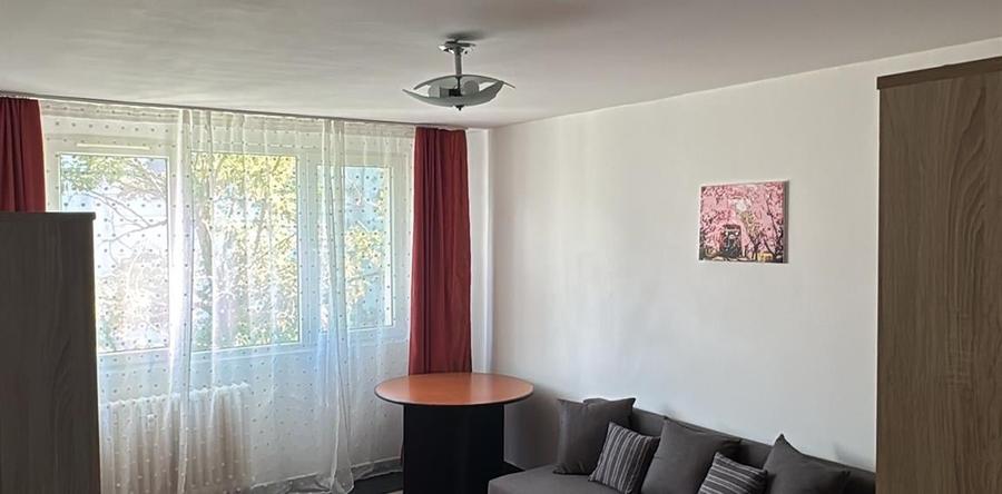 apartament 3 camere titan - 1