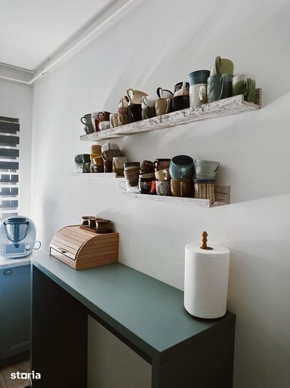 Apartament cu 3 camere decomandat în Florești