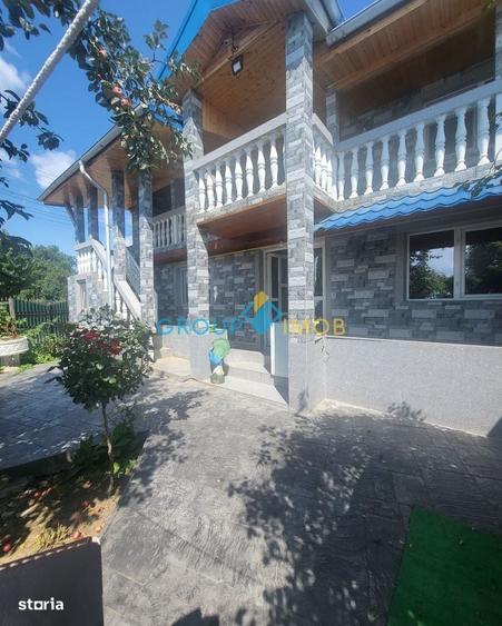 Casă cu 4 camere în Galbeni