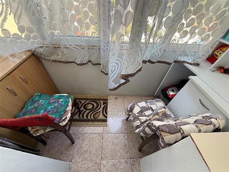Apartament cu 2 camere semidecomandat în Tătărași