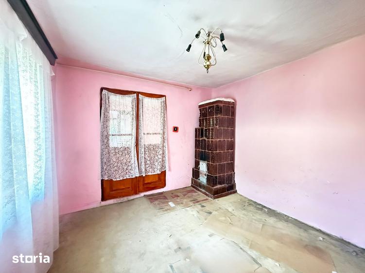 Casă cu 2 camere cu Teren 184 Mp în Rahova