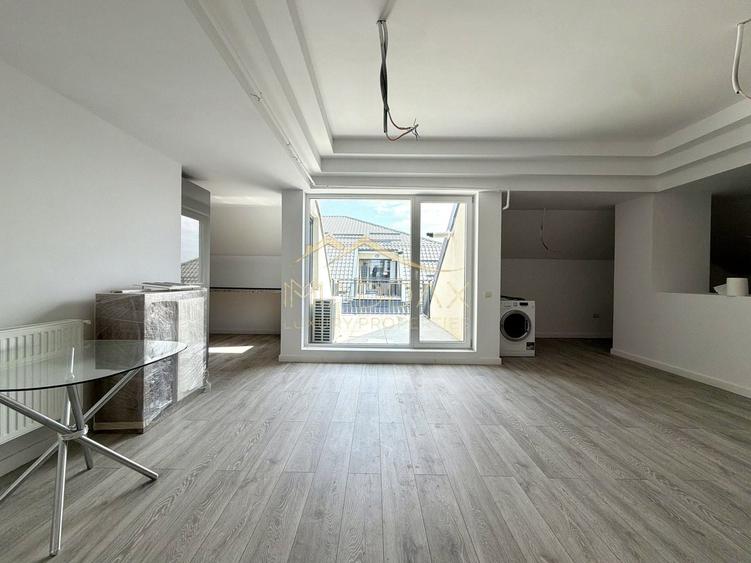 Apartament cu 3 camere decomandat în Aviației