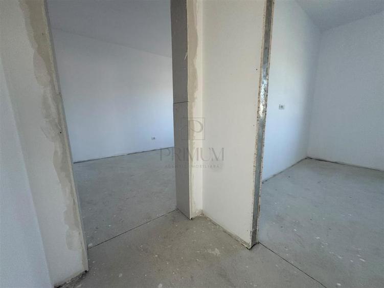 Casă individuală cu 4 camere cu Teren 320 Mp în Moșnița Nouă