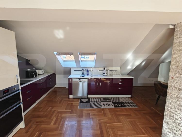Apartament cu 3 camere decomandat, mobilat în Semicentral