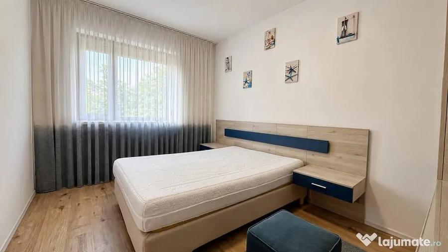 Apartament cu 3 camere semidecomandat în Băneasa