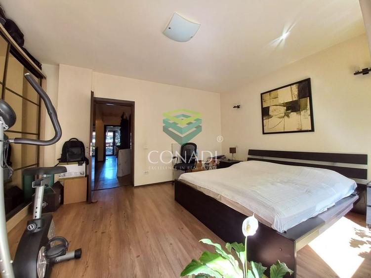 Casă individuală cu 5 camere cu Teren 370 Mp în Băneasa