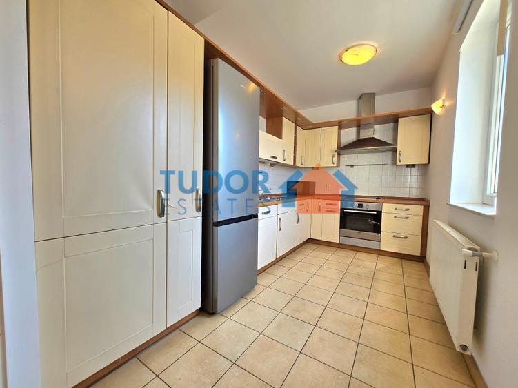 Apartament cu 3 camere, mobilat în Șoseaua Nordului