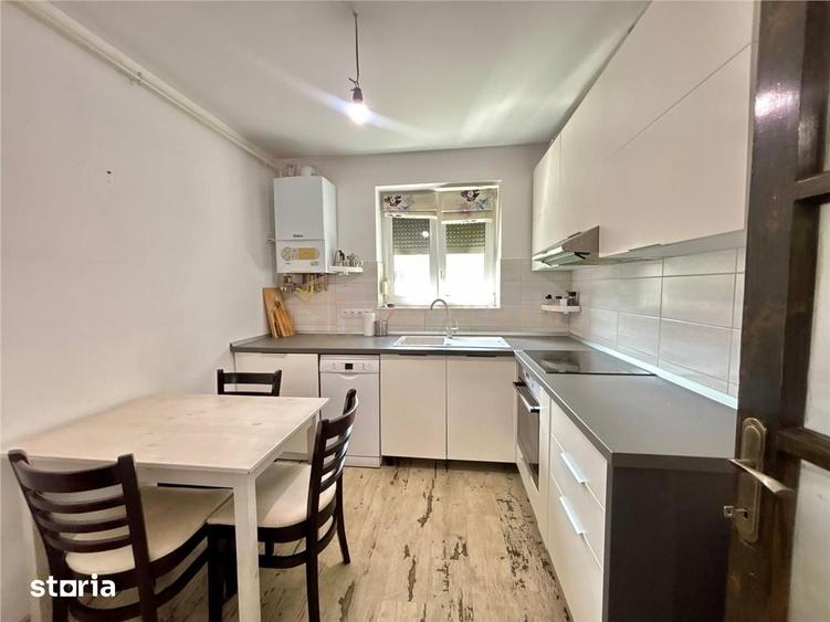 Apartament cu 2 camere decomandat în Valea Roșie