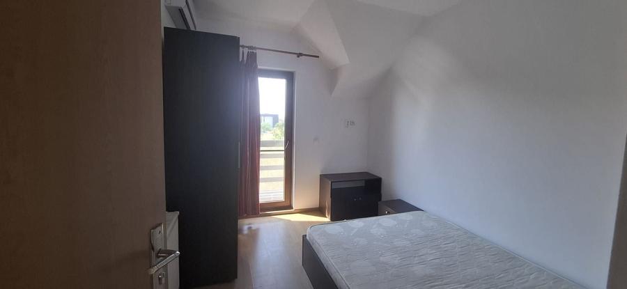 Casă cu 8 camere cu Canalizare în Exterior Nord