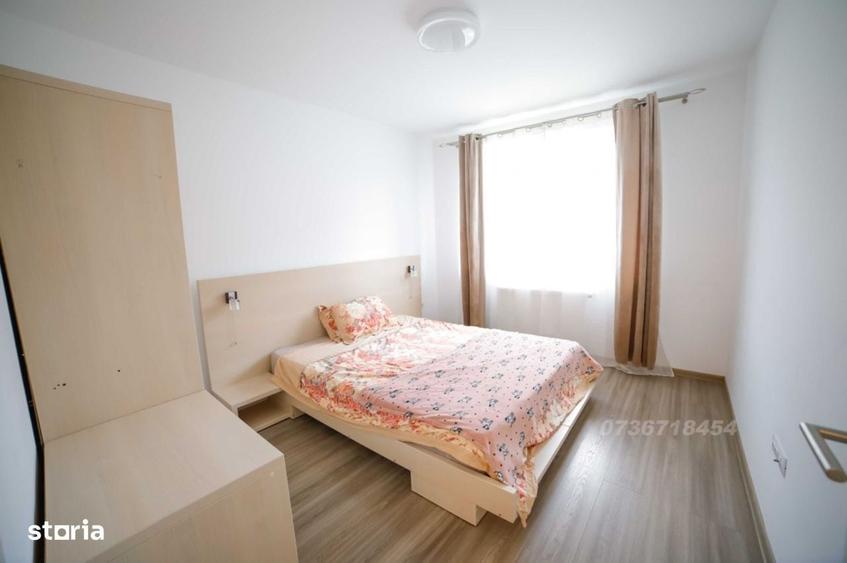 Apartament cu 2 camere decomandat în Tractorul