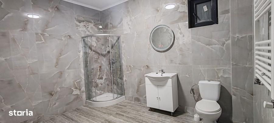 Casă cu 4 camere cu Teren 180 Mp în Central